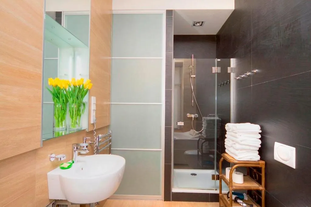 Studio With Spa At Mykhailivs'Kyi In Kyiv